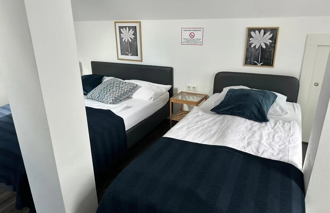 Aparthotel Lenau-1